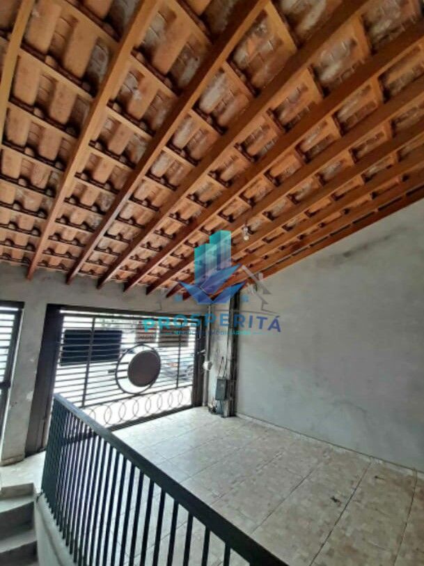 Casa à venda com 2 quartos, 165m² - Foto 3