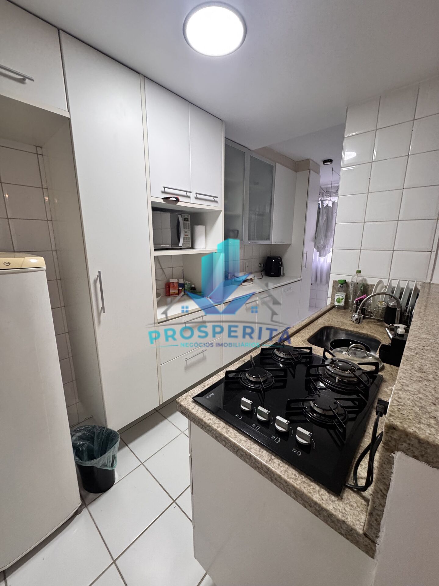 Apartamento para alugar com 3 quartos, 70m² - Foto 11