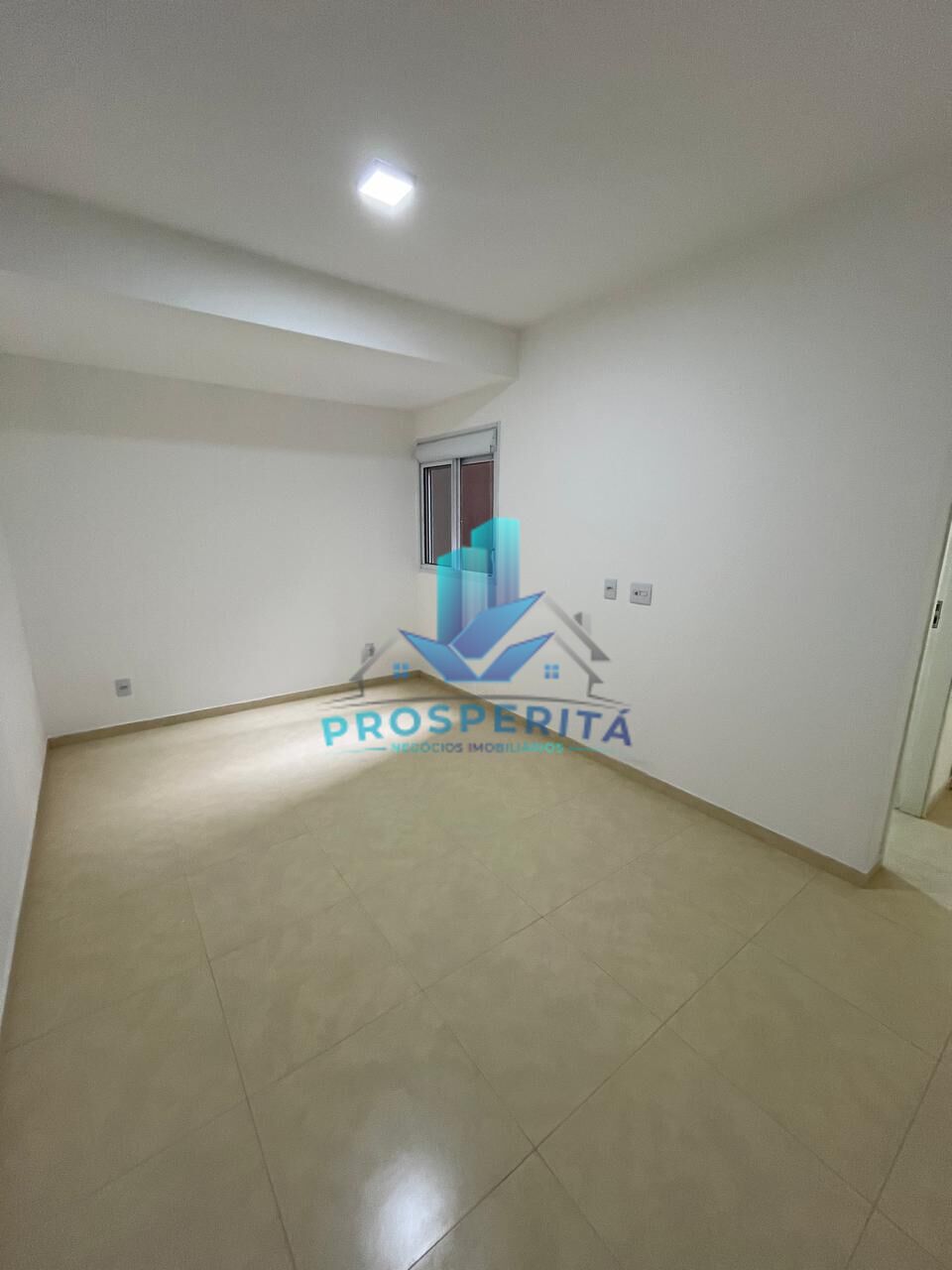 Apartamento para alugar com 2 quartos, 68m² - Foto 11