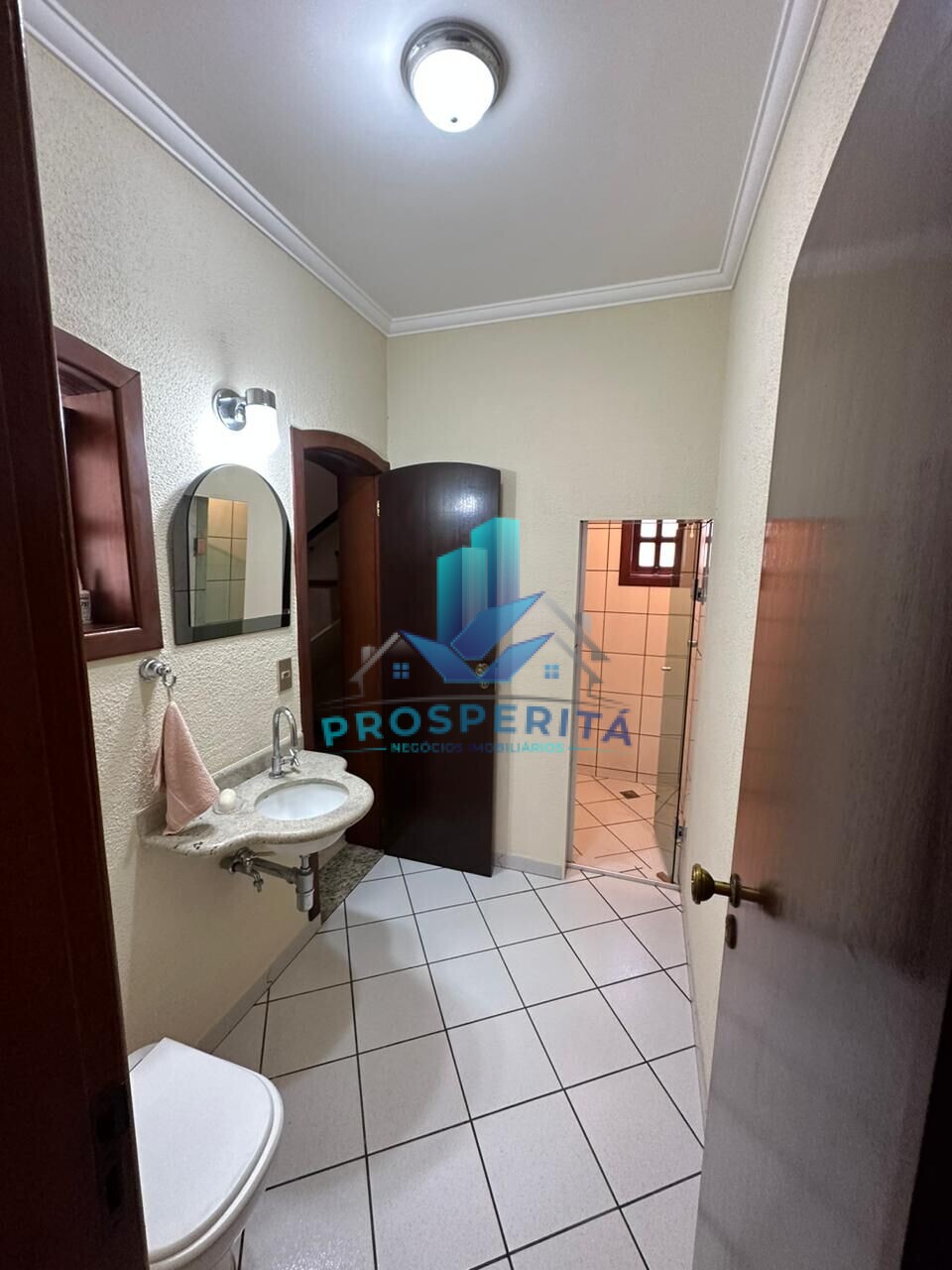 Casa de Condomínio à venda com 3 quartos, 307m² - Foto 4