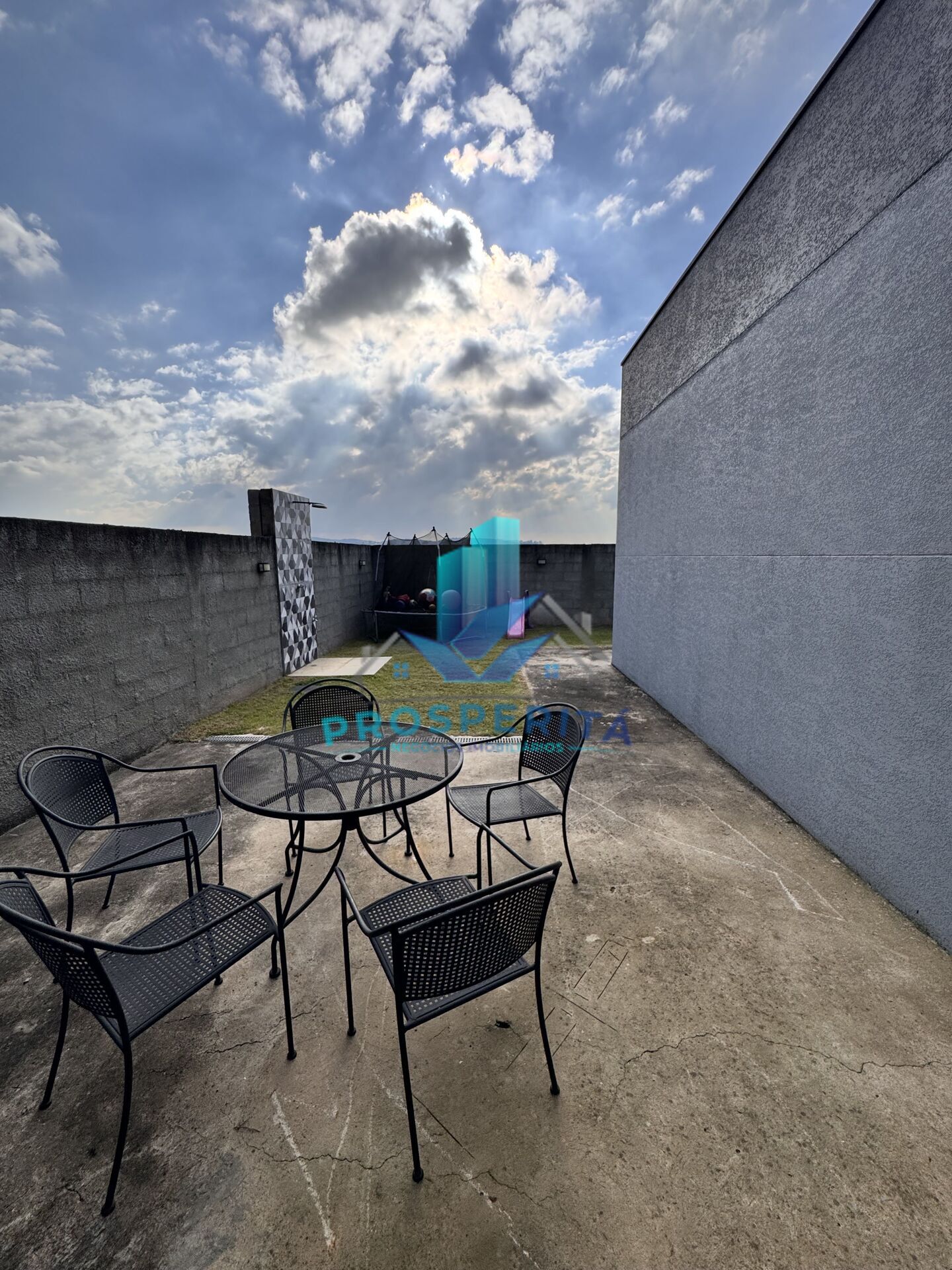 Casa à venda com 3 quartos, 227m² - Foto 16