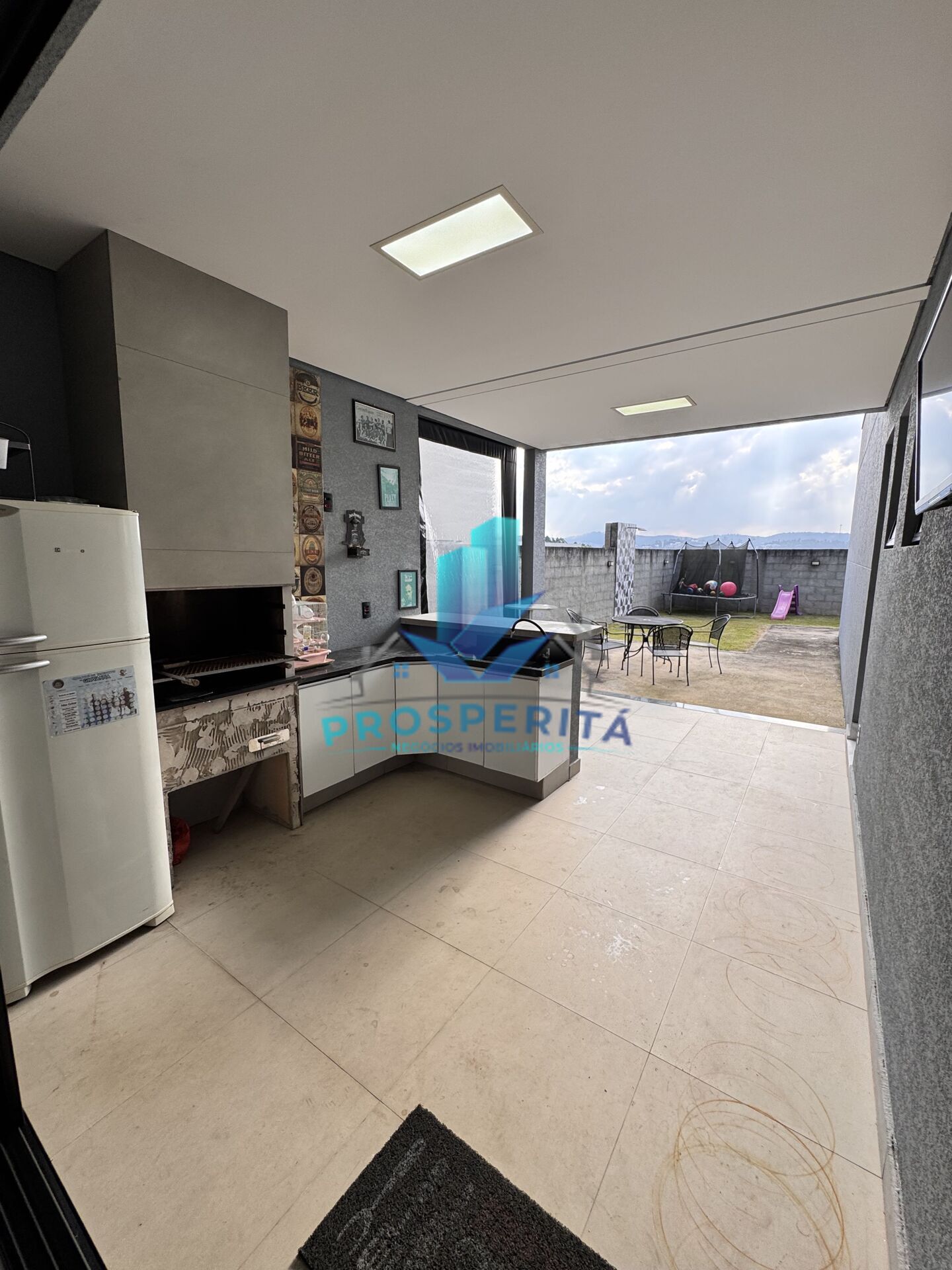 Casa à venda com 3 quartos, 227m² - Foto 12