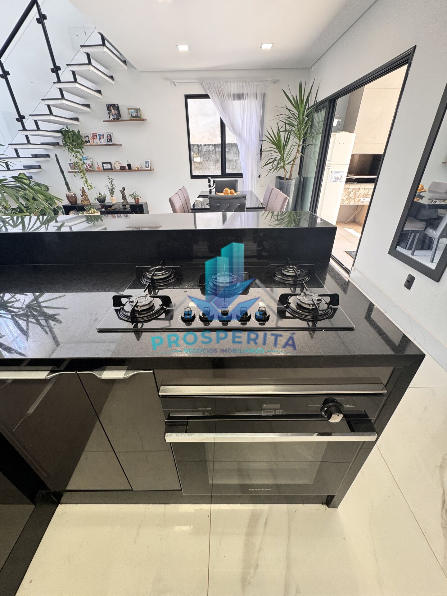 Casa à venda com 3 quartos, 227m² - Foto 21