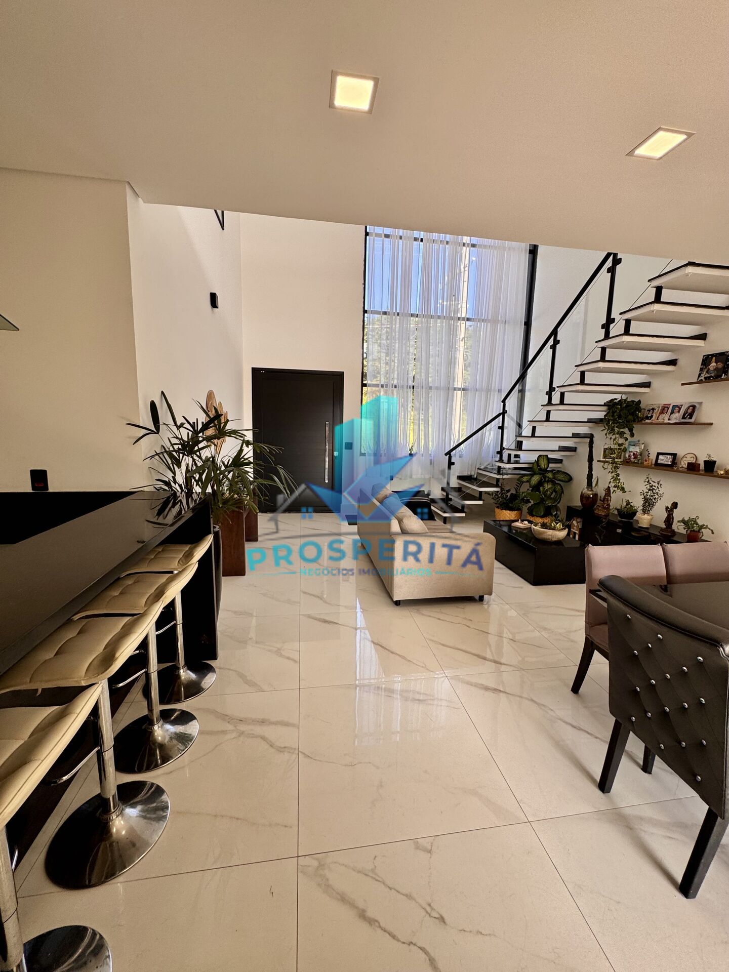 Casa à venda com 3 quartos, 227m² - Foto 9