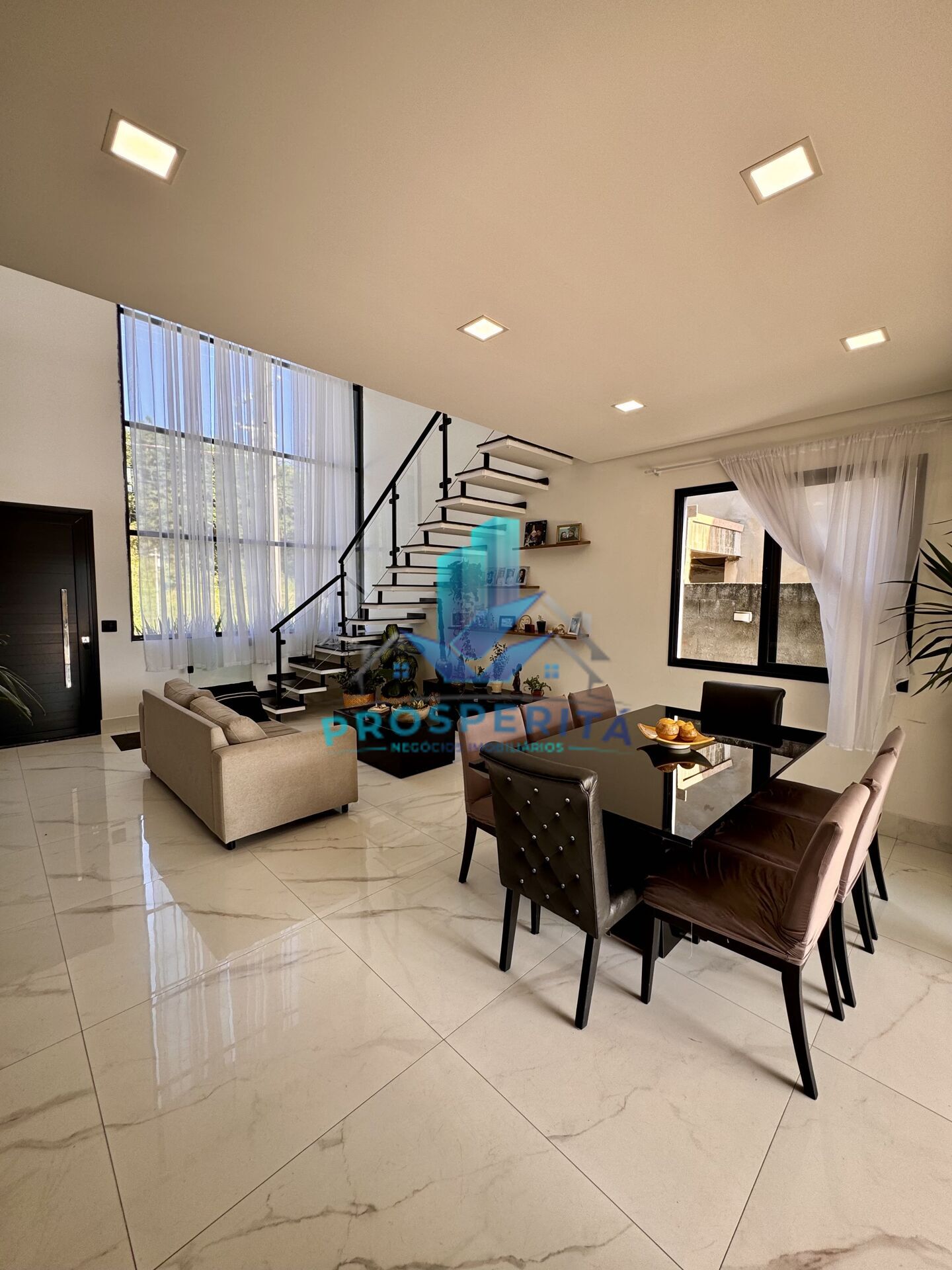 Casa à venda com 3 quartos, 227m² - Foto 7