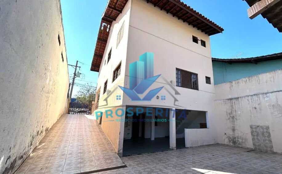 Casa para alugar com 3 quartos, 235m² - Foto 21