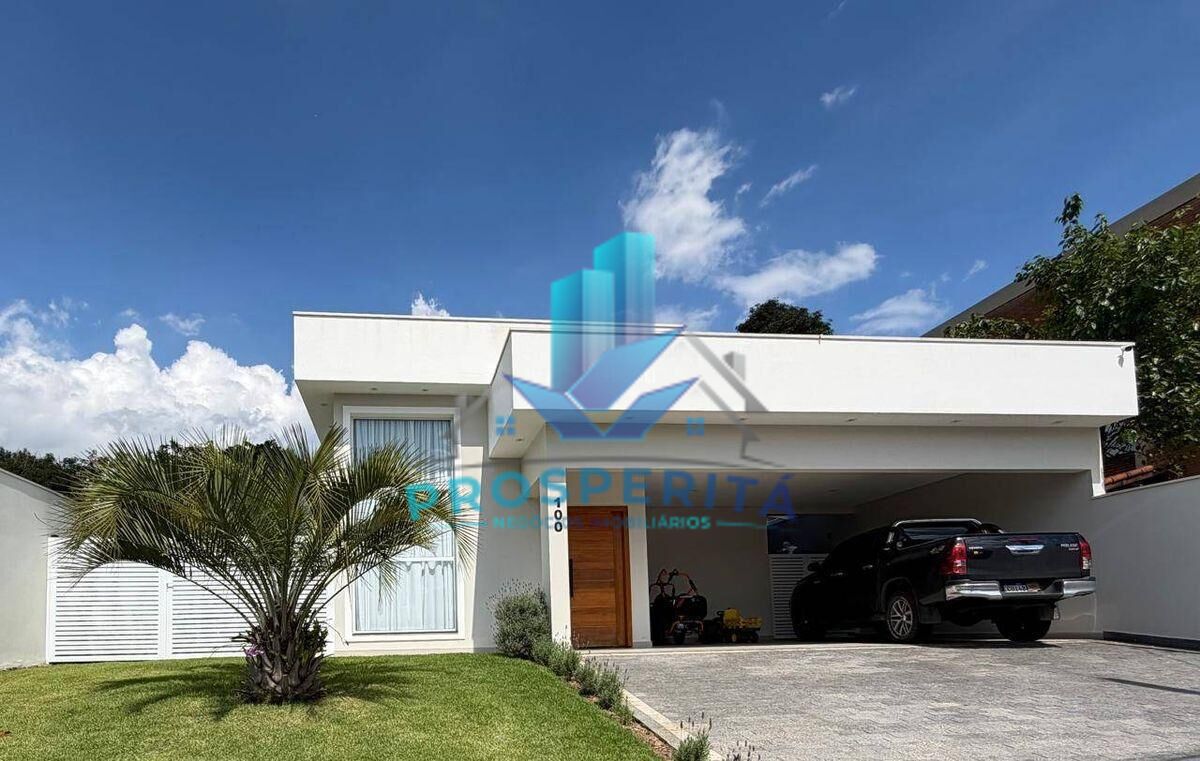 Casa, 3 quartos, 231 m² - Foto 1