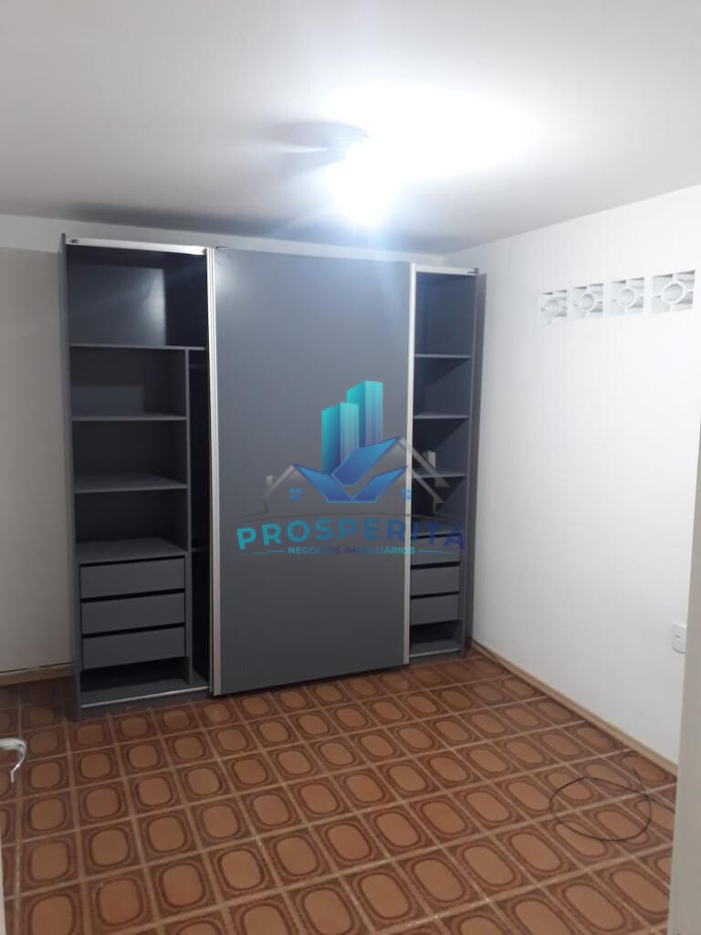 Casa para alugar com 2 quartos, 60m² - Foto 10