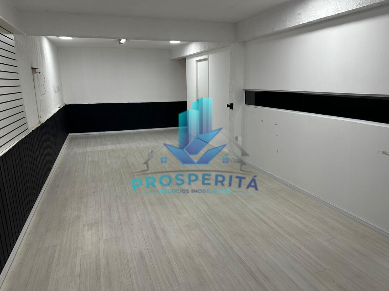 Loja-Salão para alugar, 60m² - Foto 5