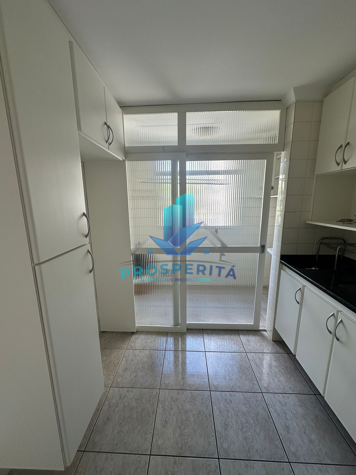 Apartamento à venda com 2 quartos, 53m² - Foto 12