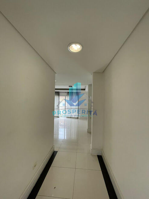 Sobrado à venda com 3 quartos, 150m² - Foto 4