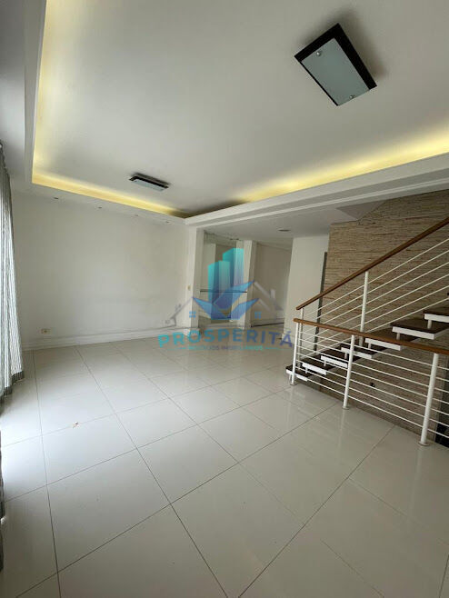 Sobrado à venda com 3 quartos, 150m² - Foto 7