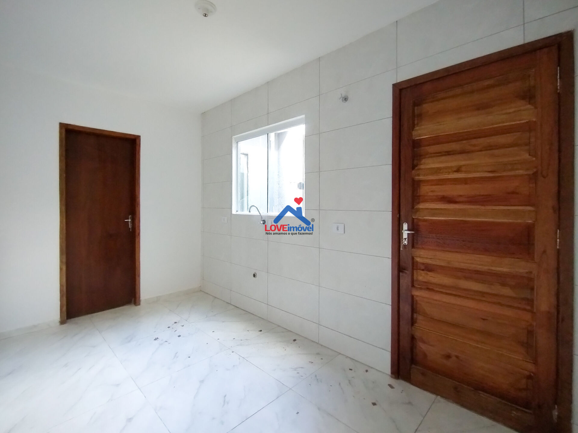 Casa à venda com 2 quartos, 44m² - Foto 7