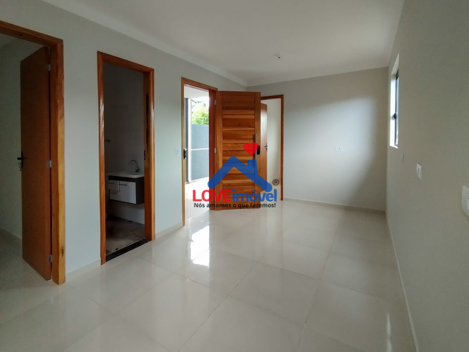 Casa à venda com 2 quartos, 45m² - Foto 7