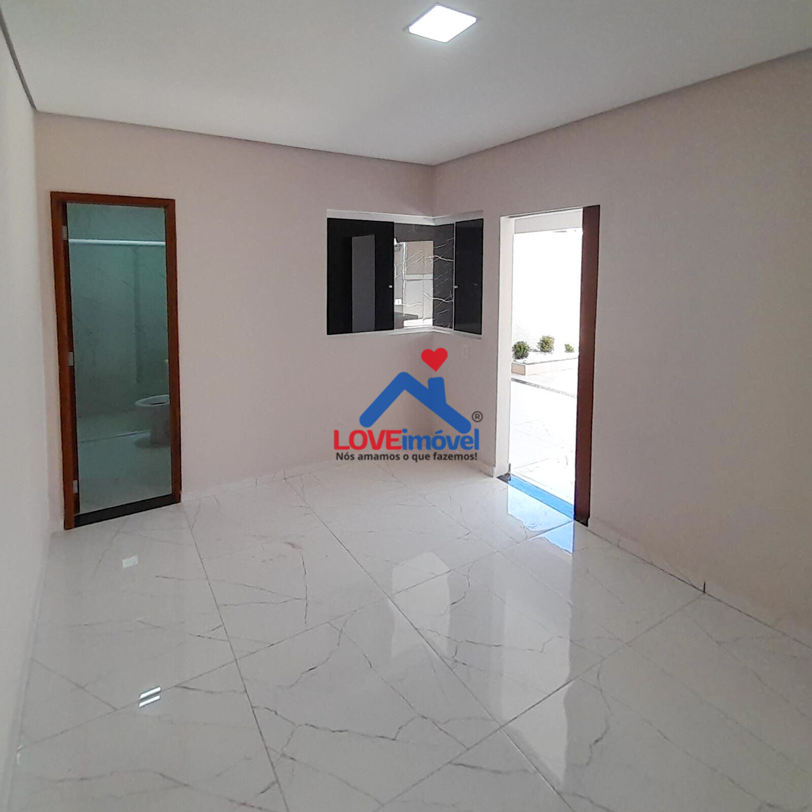 Casa à venda com 2 quartos, 60m² - Foto 18