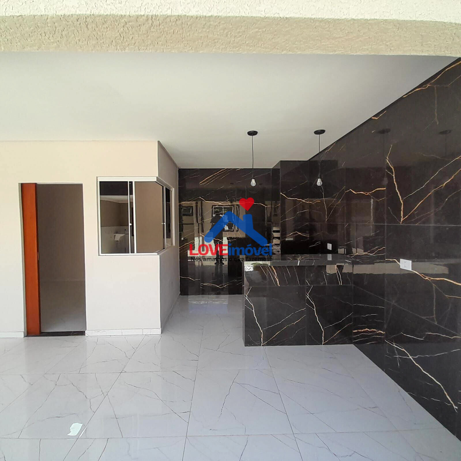 Casa à venda com 2 quartos, 60m² - Foto 13