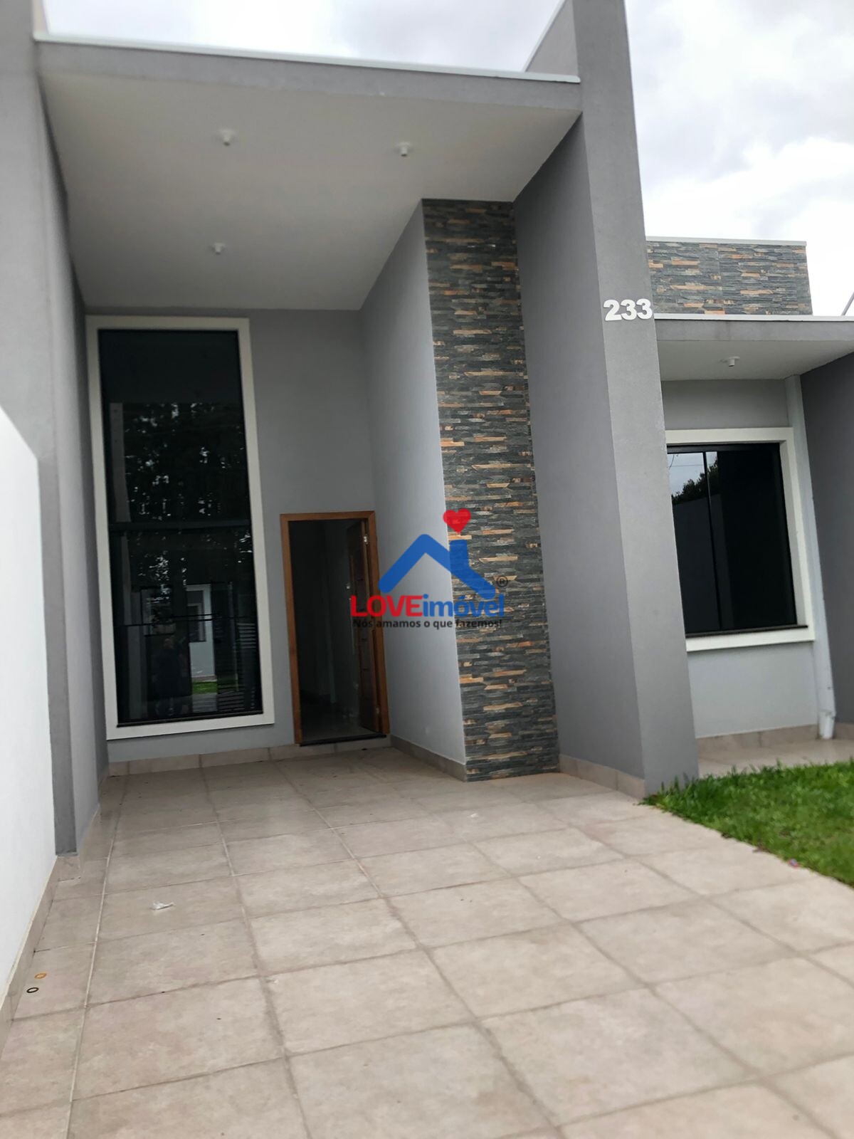 Casa à venda com 3 quartos, 92m² - Foto 2