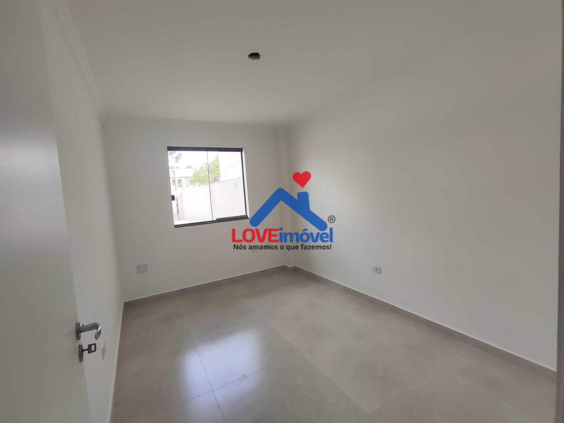 Apartamento à venda com 2 quartos, 63m² - Foto 4