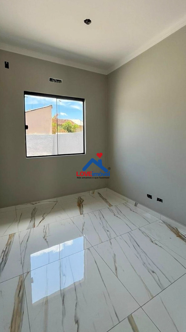 Casa à venda com 3 quartos, 60m² - Foto 12