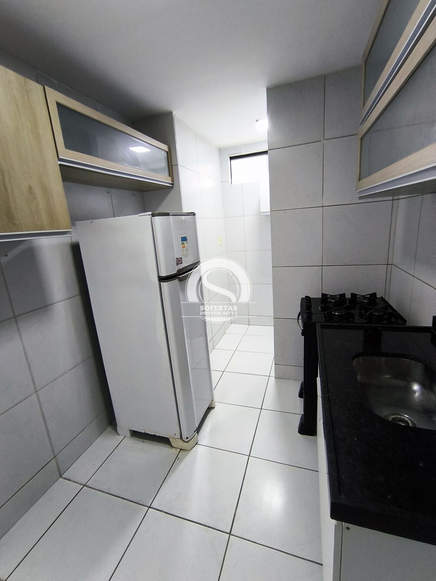 Apartamento à venda com 2 quartos, 64m² - Foto 3