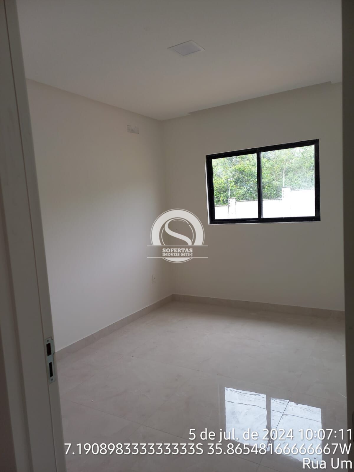 Casa à venda com 3 quartos, 200m² - Foto 12