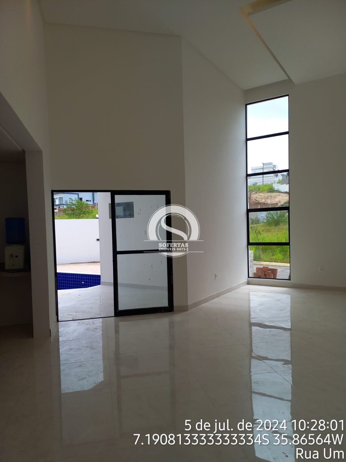 Casa à venda com 3 quartos, 200m² - Foto 4