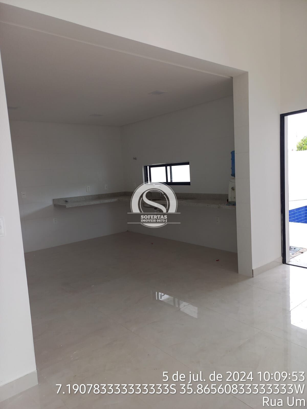 Casa à venda com 3 quartos, 200m² - Foto 5