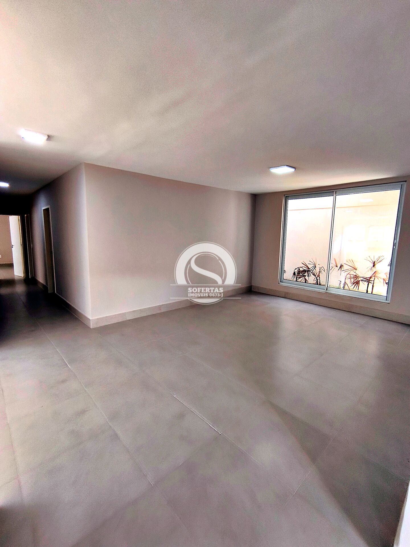 Casa à venda com 4 quartos, 300m² - Foto 7