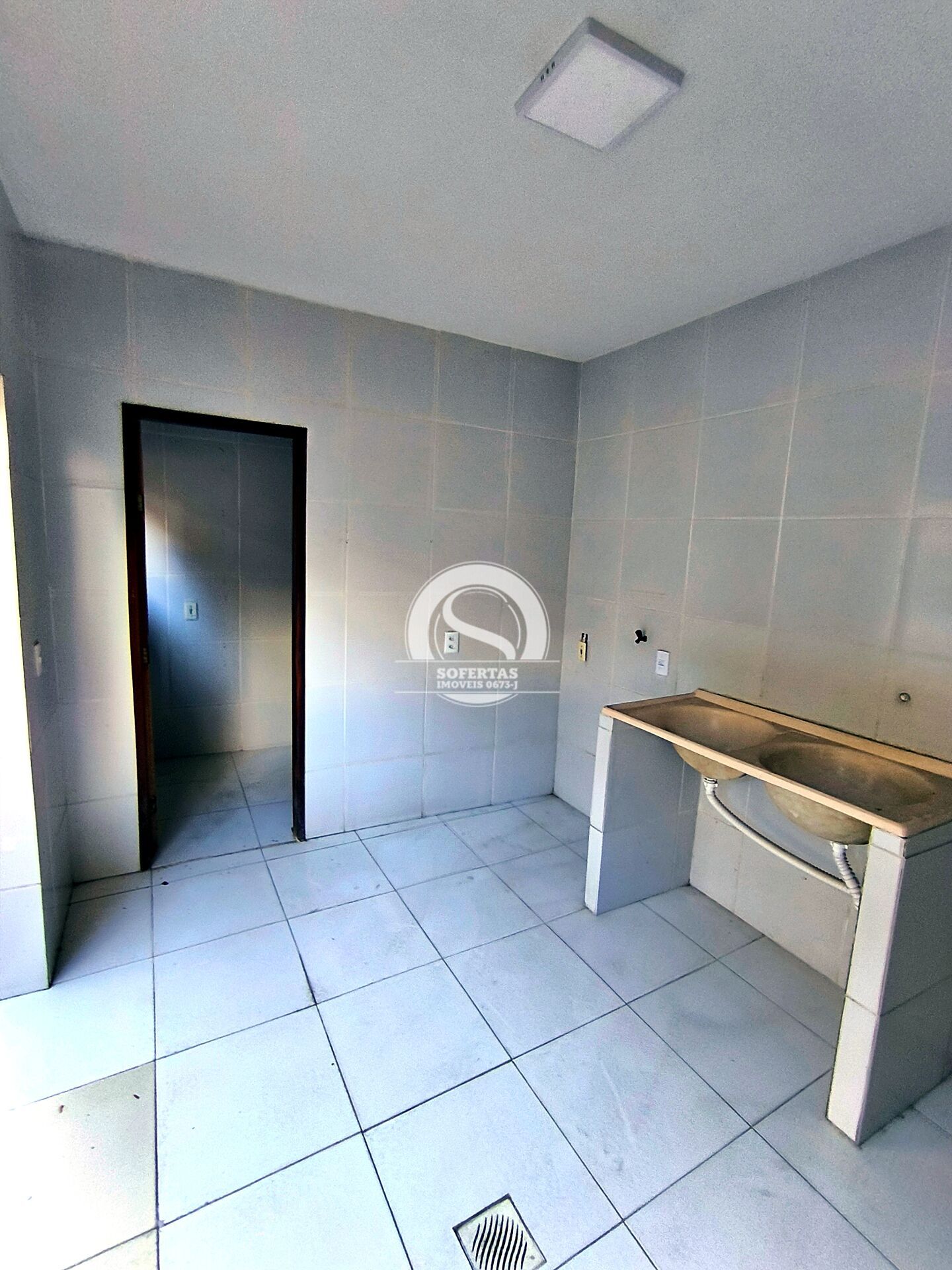 Casa à venda com 4 quartos, 300m² - Foto 27