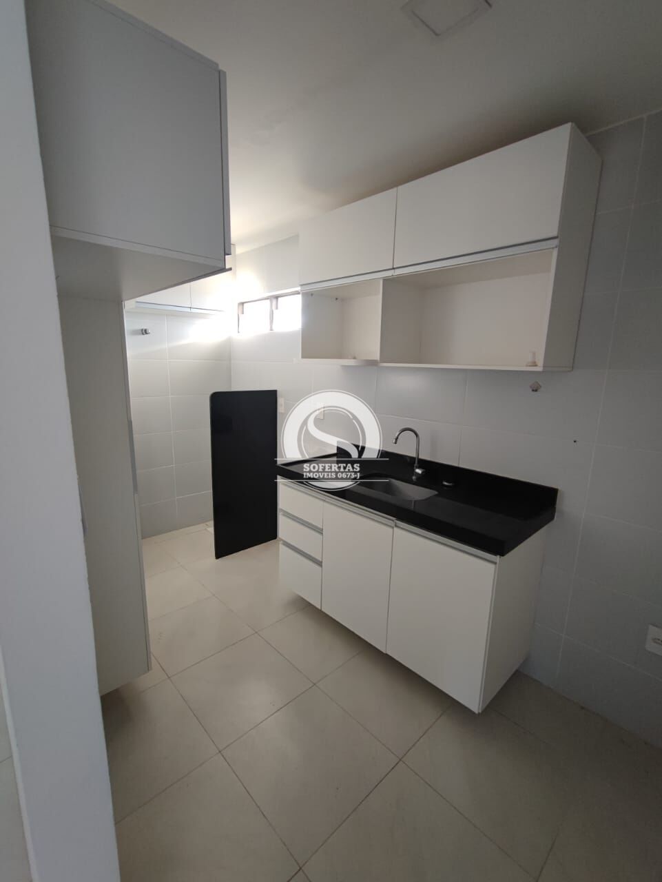 Apartamento à venda com 2 quartos, 64m² - Foto 12