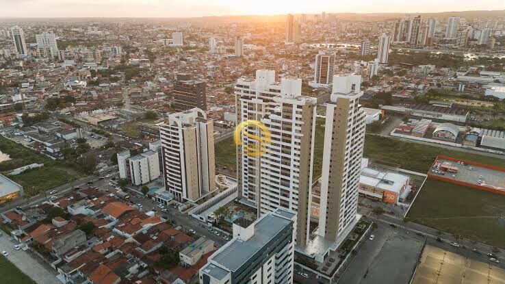 Apartamento, 3 quartos, 114 m² - Foto 1