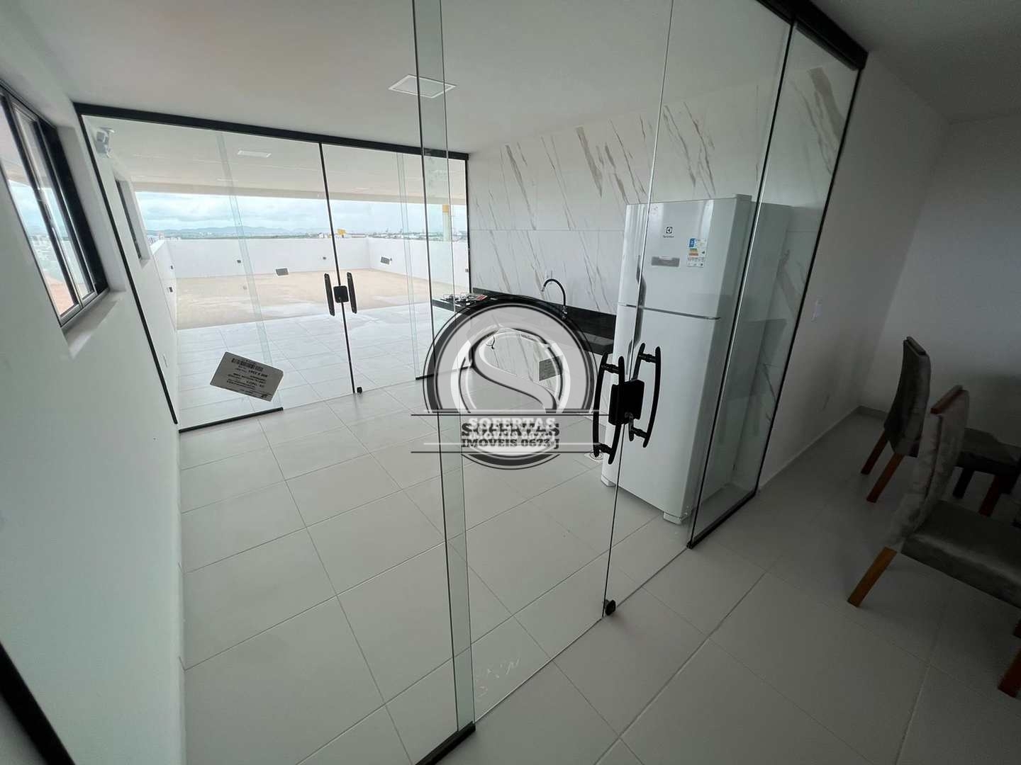 Apartamento à venda com 2 quartos, 60m² - Foto 13