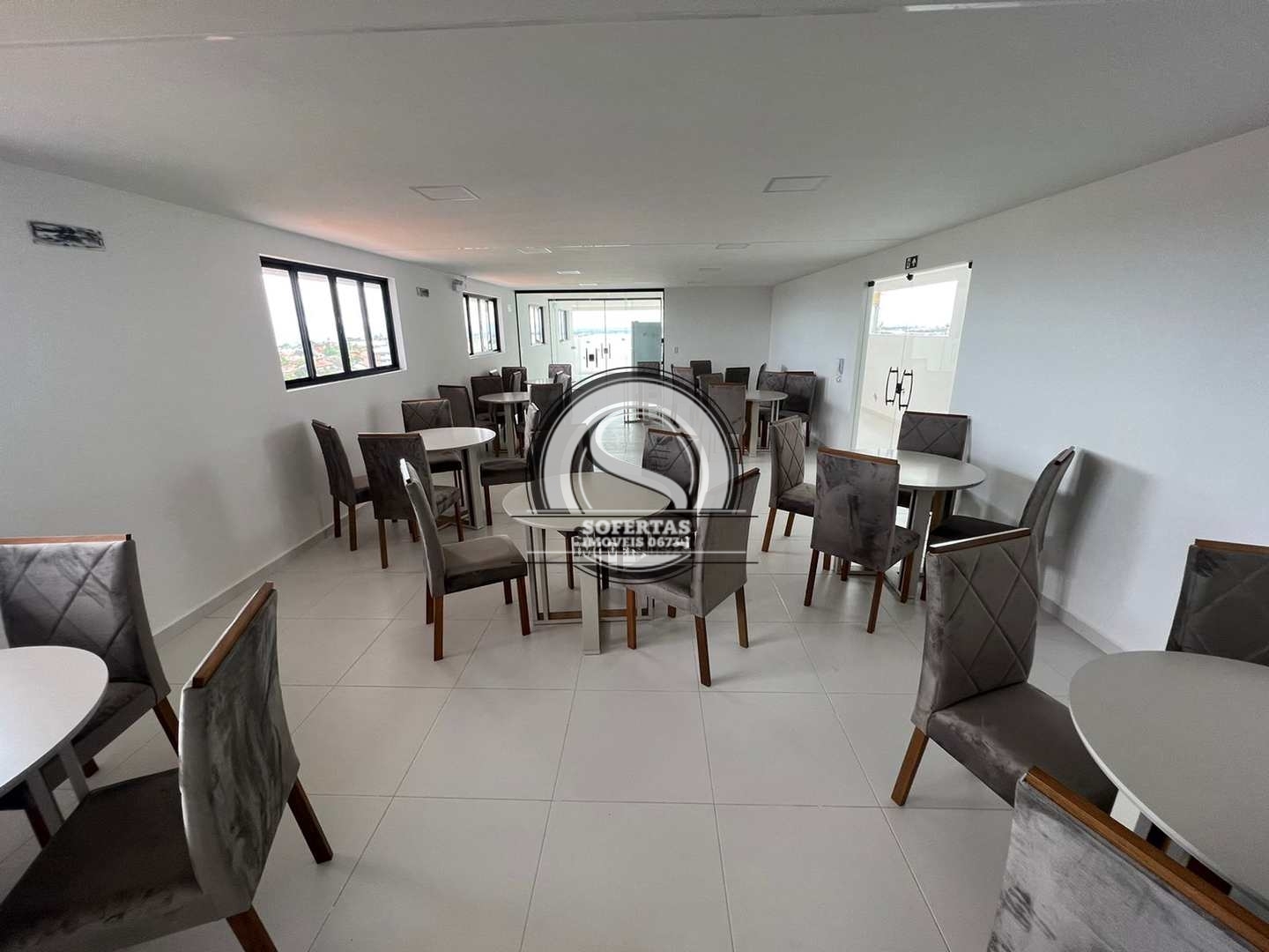Apartamento à venda com 2 quartos, 60m² - Foto 8