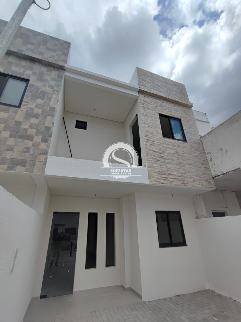 Casa à venda com 2 quartos, 78m² - Foto 2