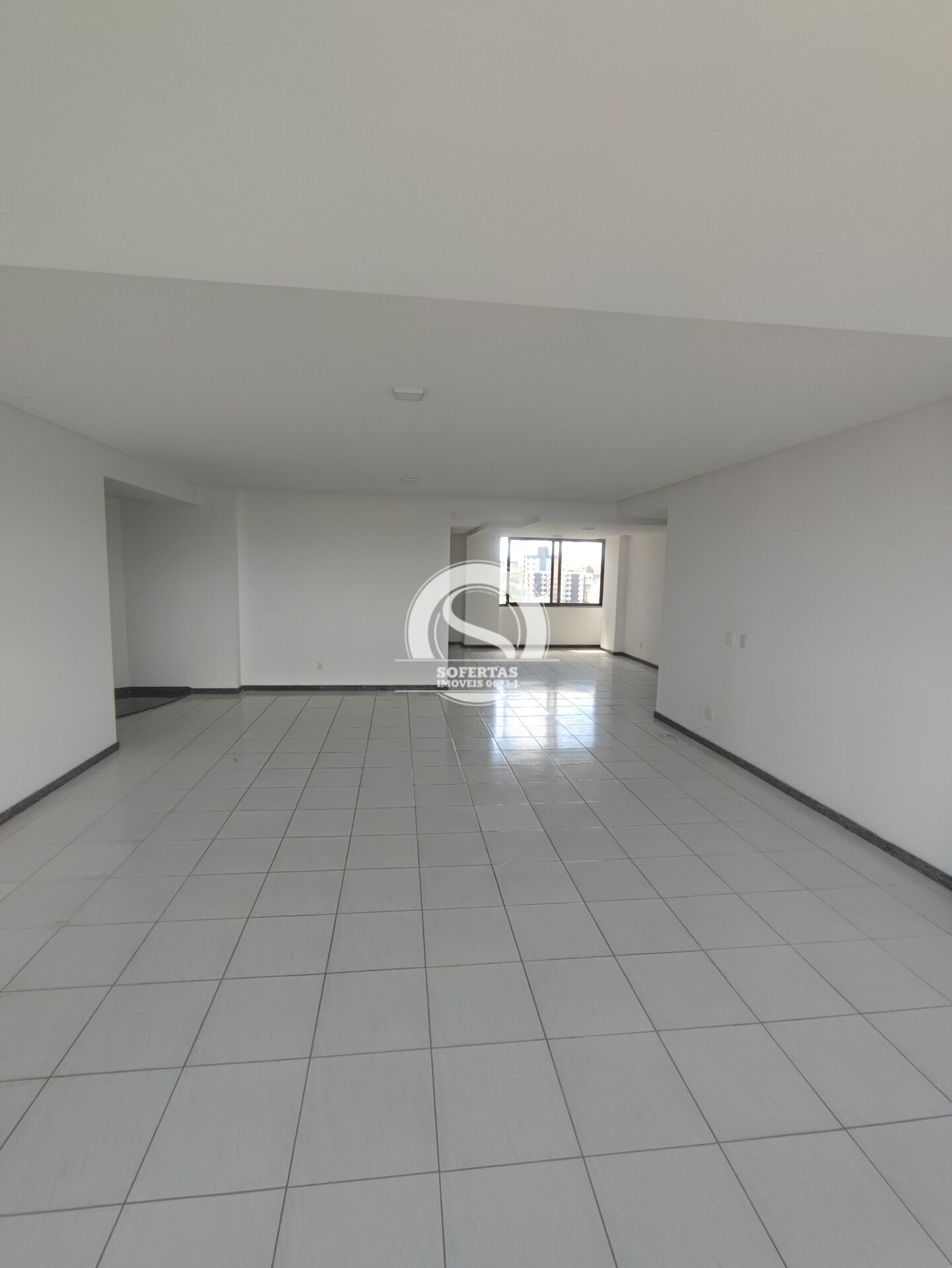 Apartamento à venda com 4 quartos, 240m² - Foto 16