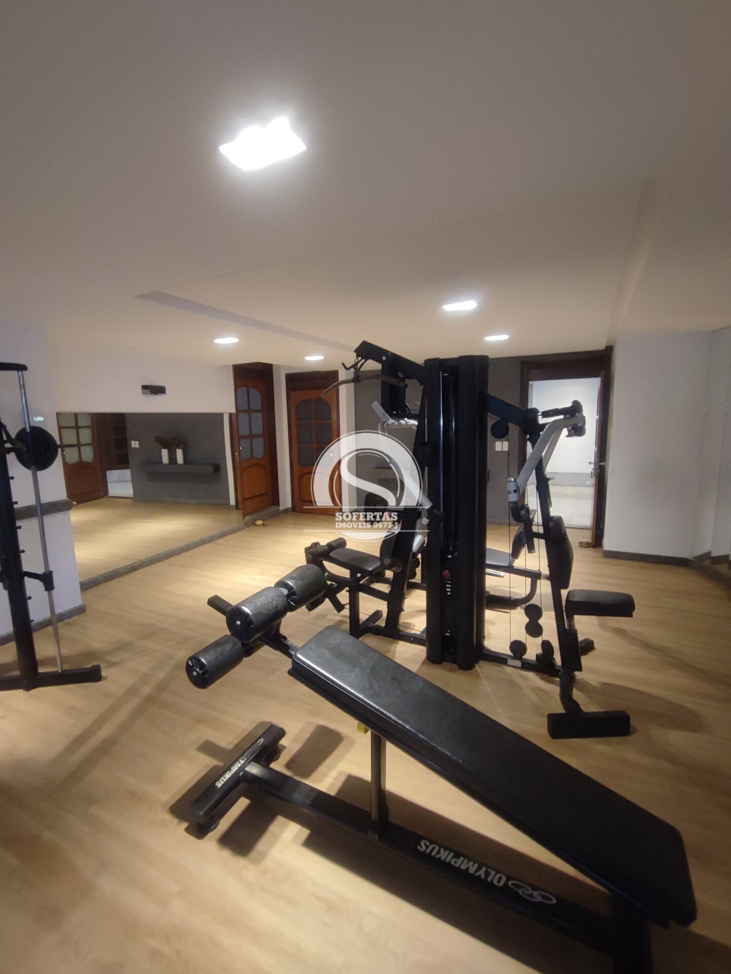 Apartamento à venda com 4 quartos, 240m² - Foto 10