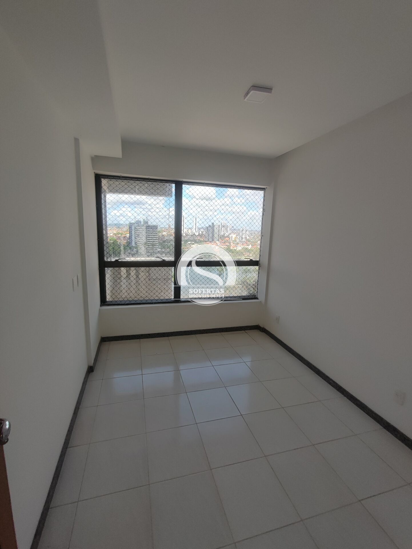 Apartamento à venda com 4 quartos, 240m² - Foto 13