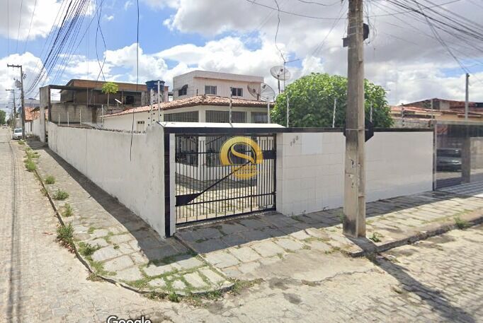 Casa, 3 quartos, 110 m² - Foto 1