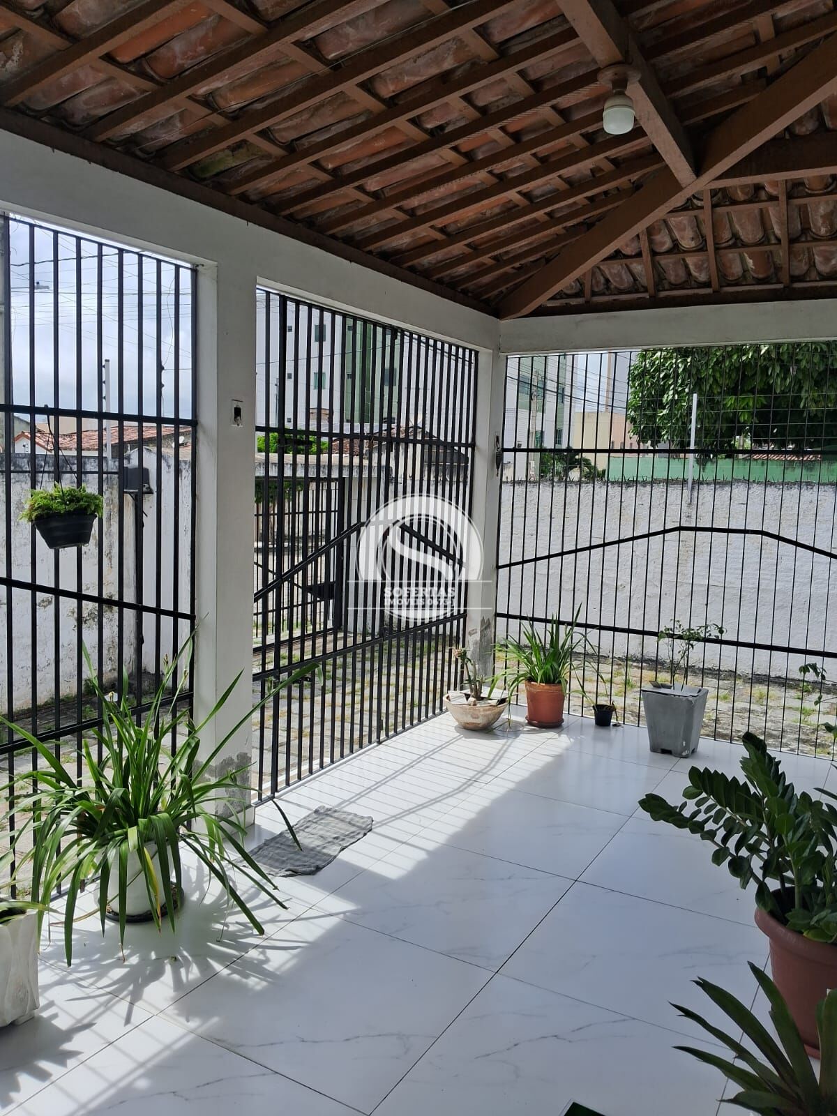 Casa à venda com 3 quartos, 110m² - Foto 7