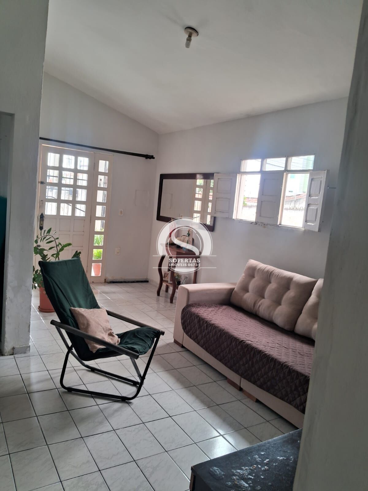 Casa à venda com 3 quartos, 110m² - Foto 2