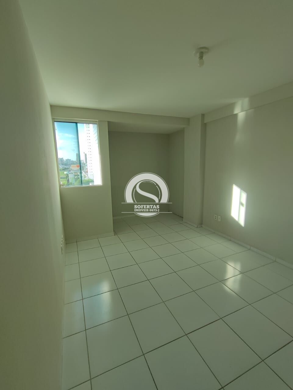 Apartamento à venda com 2 quartos, 74m² - Foto 4