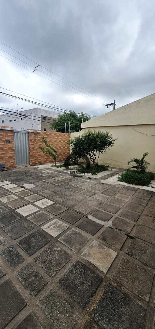 Casa à venda com 4 quartos, 199m² - Foto 5