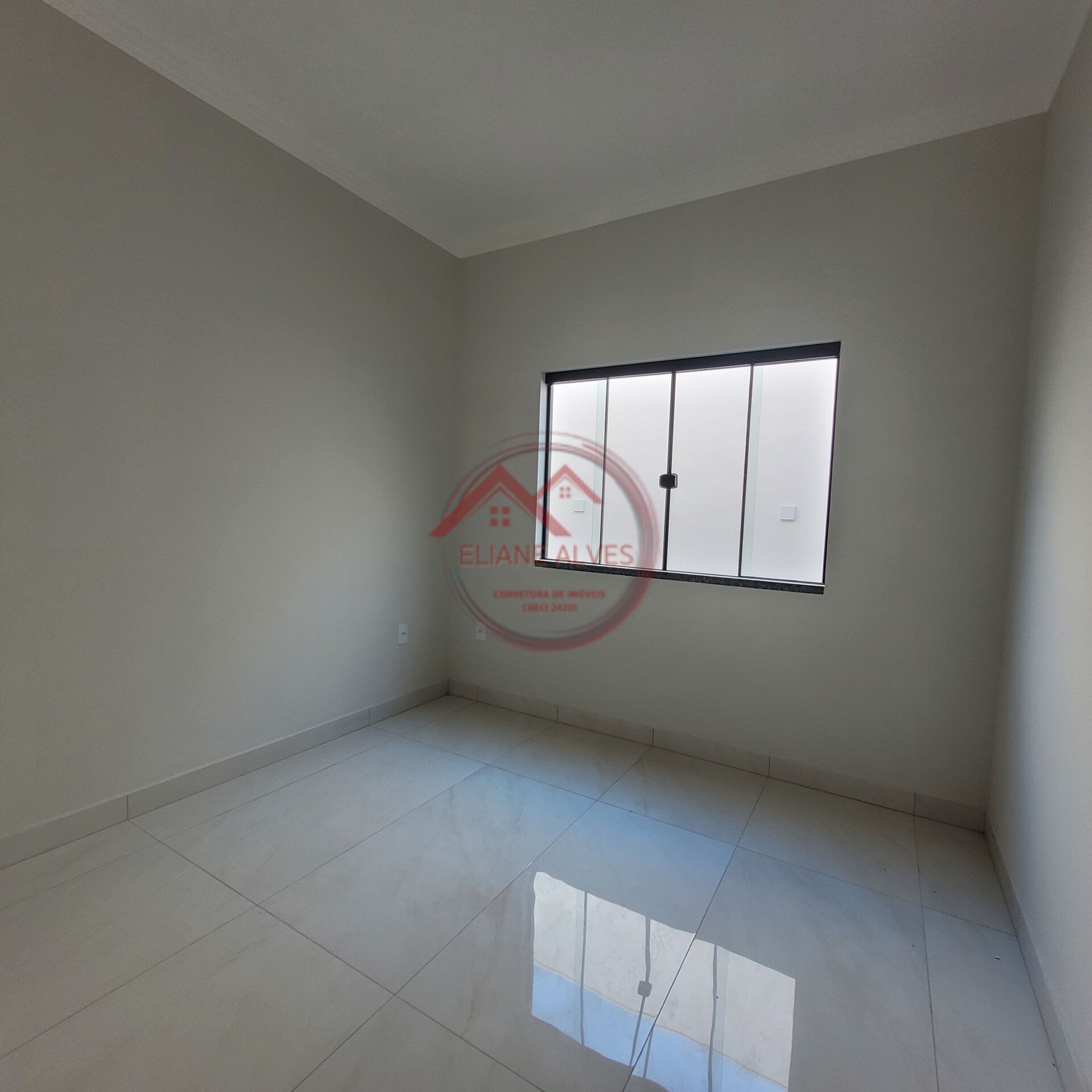 Casa à venda com 3 quartos, 97m² - Foto 14