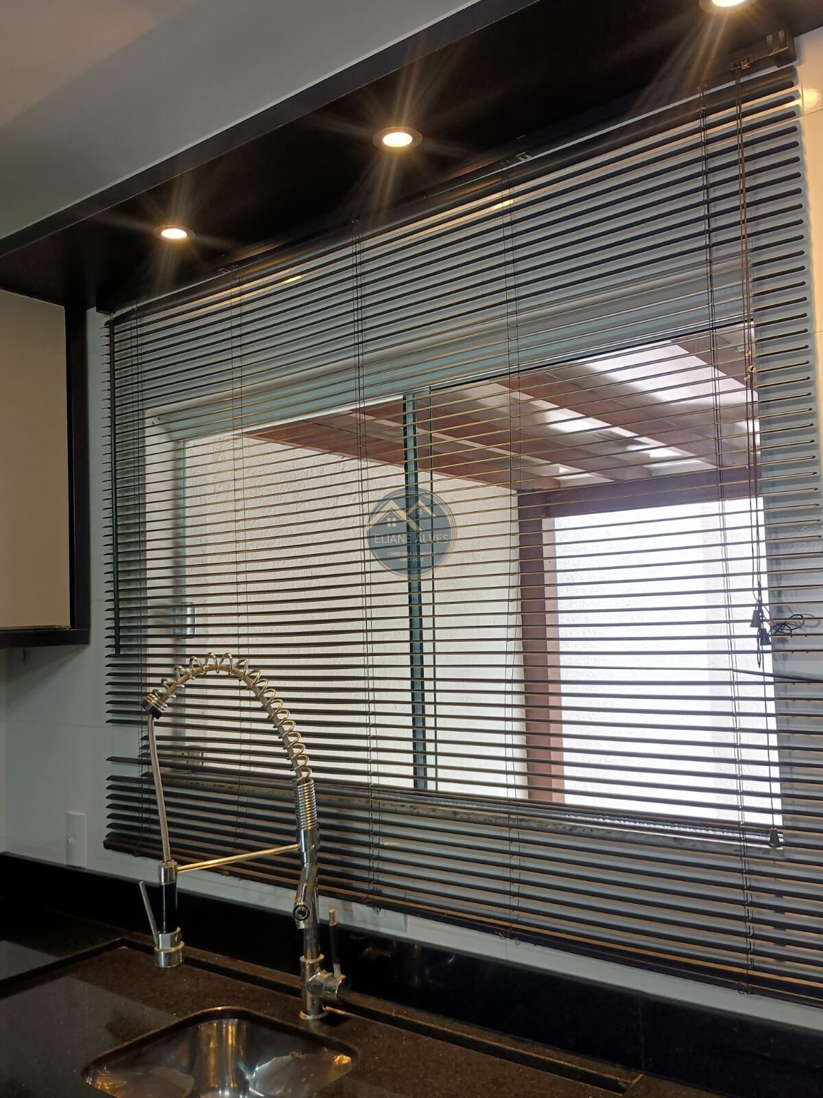 Sobrado à venda com 2 quartos, 75m² - Foto 13