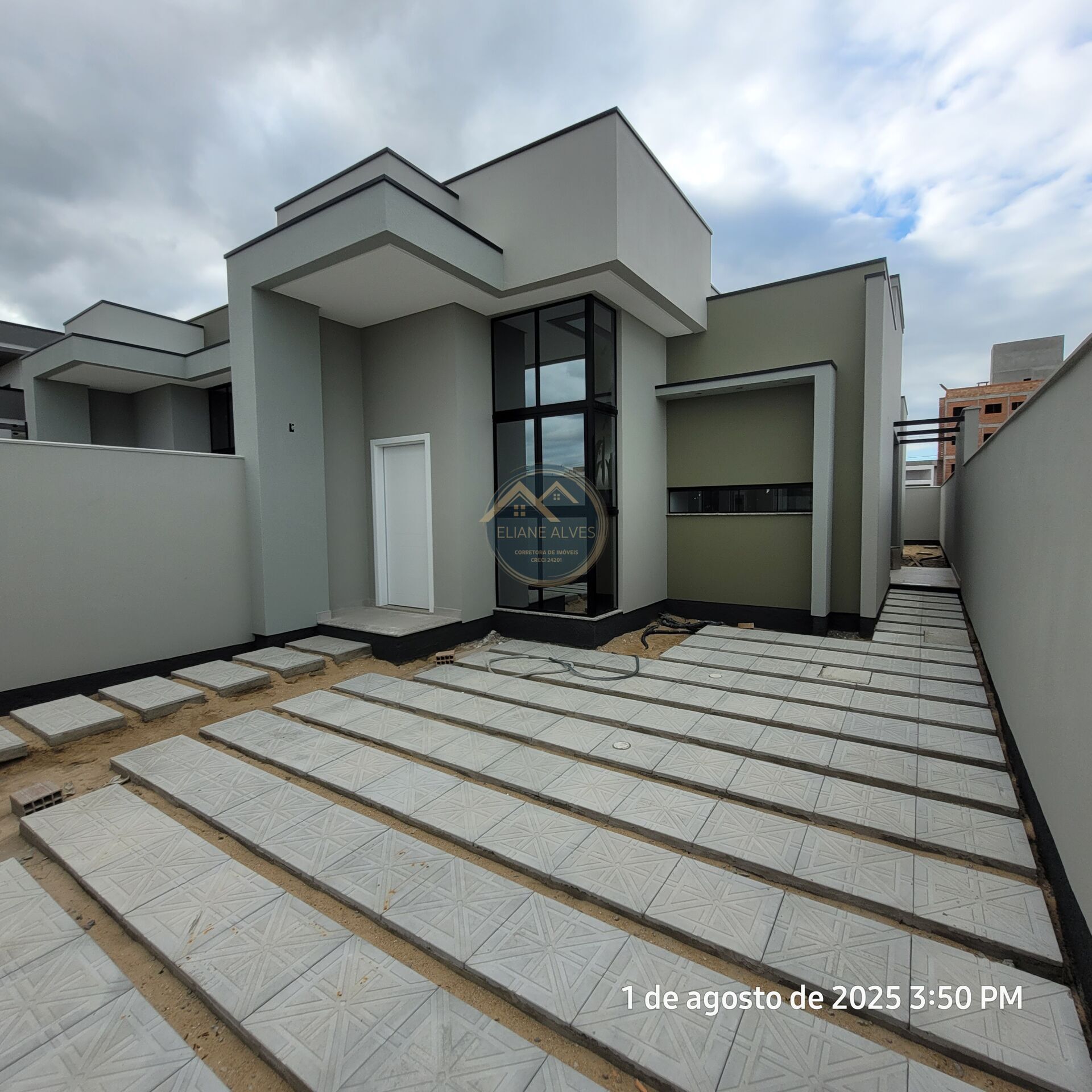 Casa à venda com 3 quartos, 92m² - Foto 4