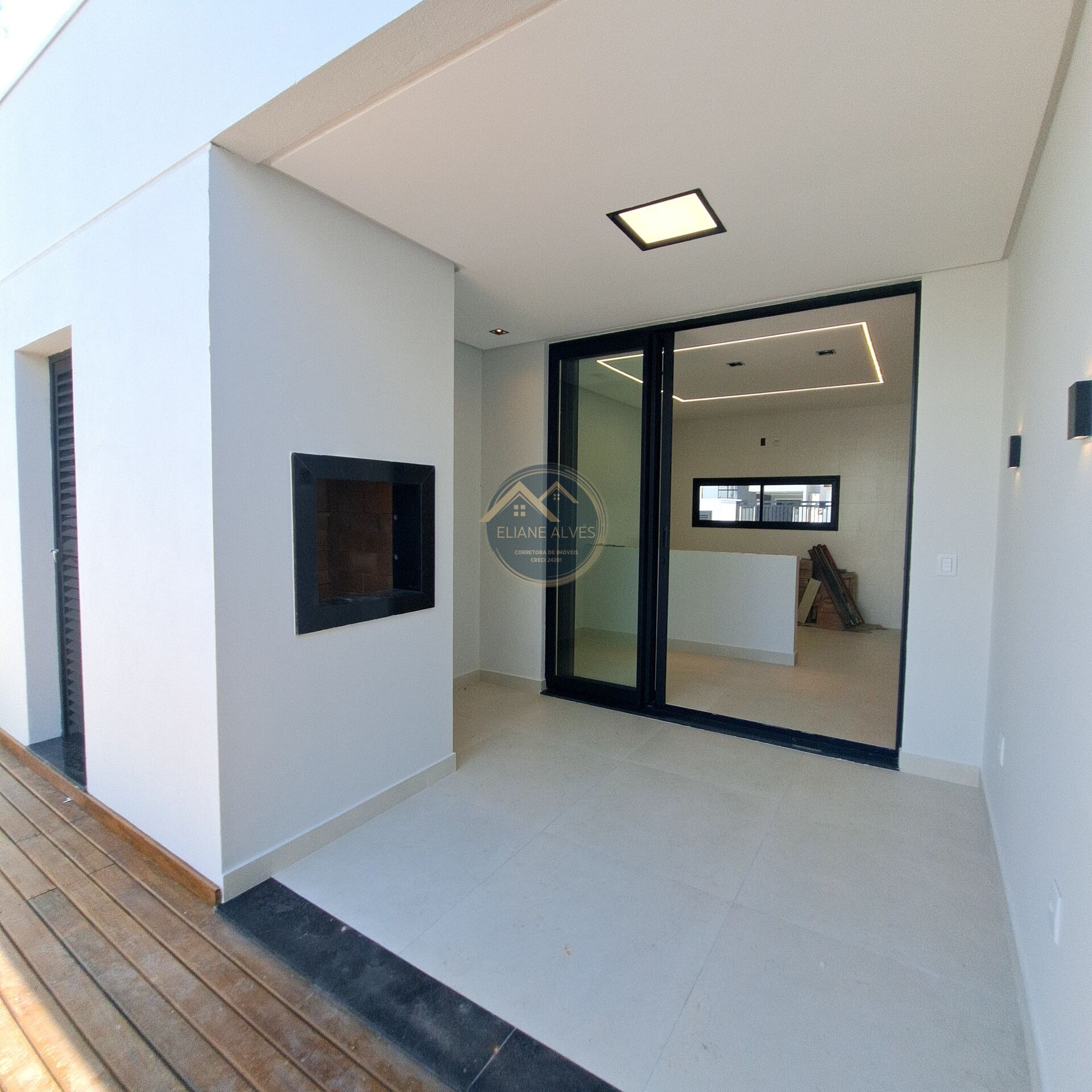 Casa à venda com 4 quartos, 166m² - Foto 24