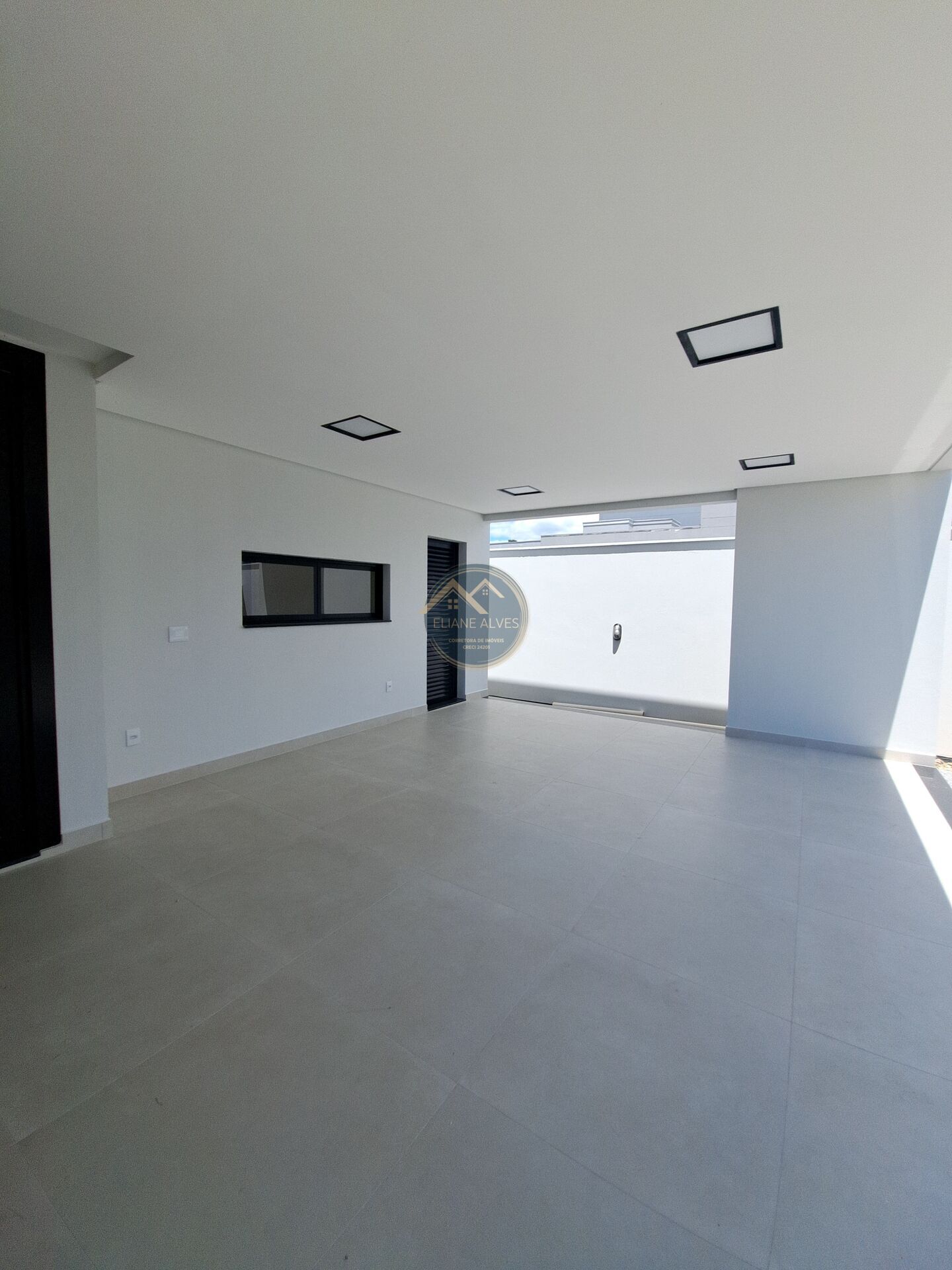 Casa à venda com 4 quartos, 166m² - Foto 7