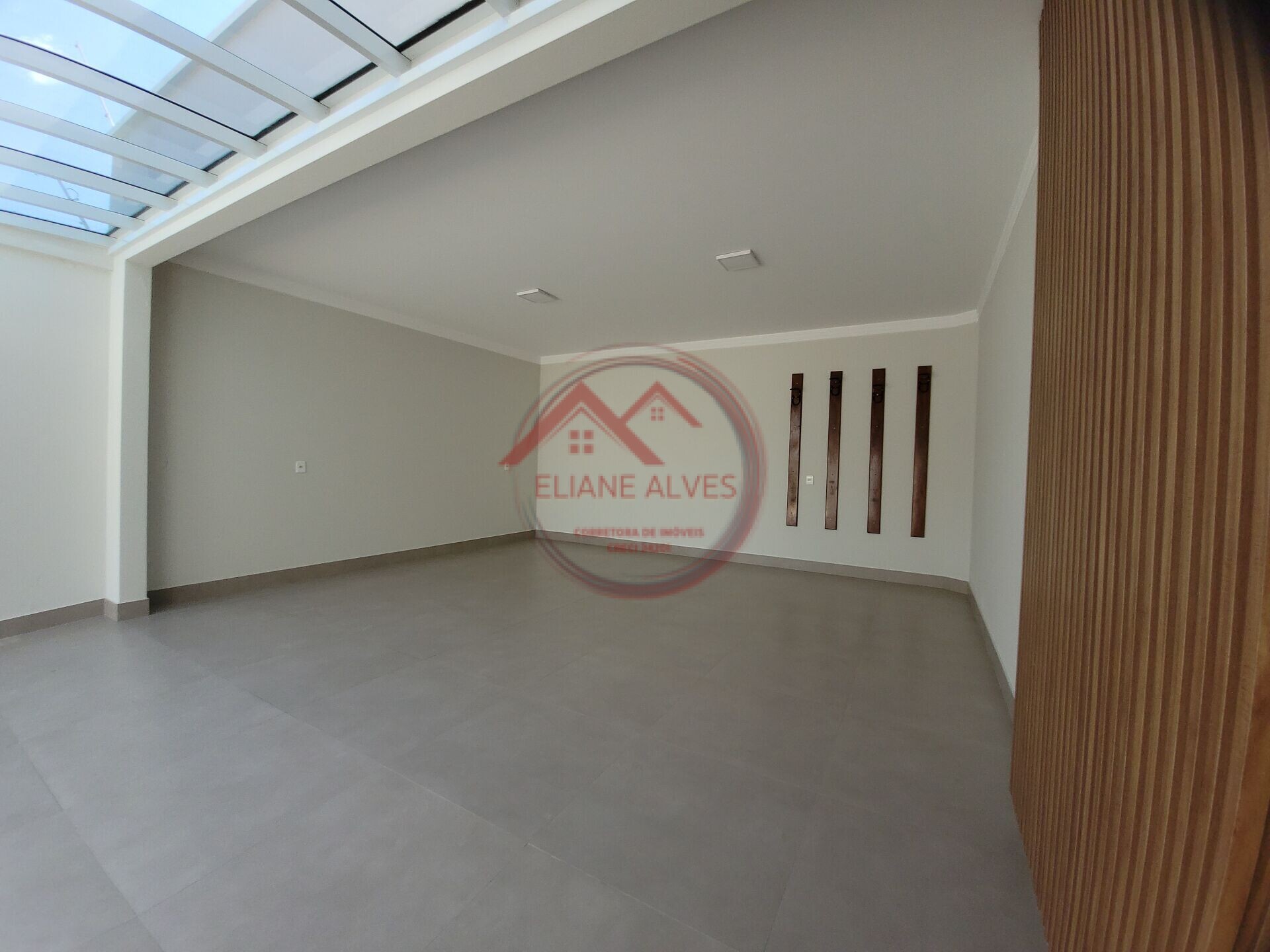 Casa à venda com 3 quartos, 222m² - Foto 11