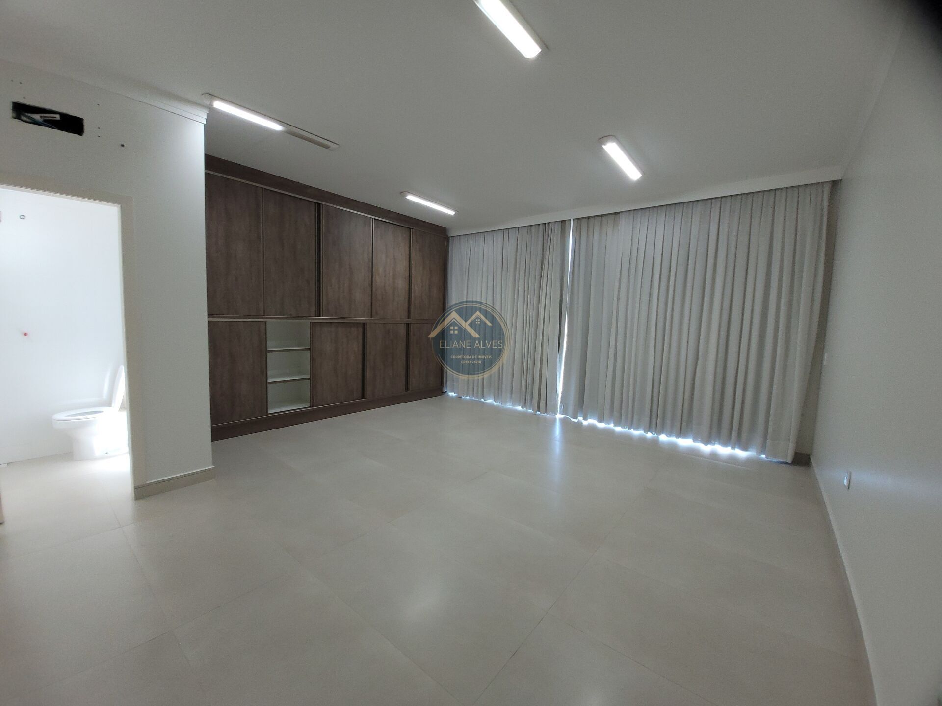 Casa à venda com 3 quartos, 222m² - Foto 41