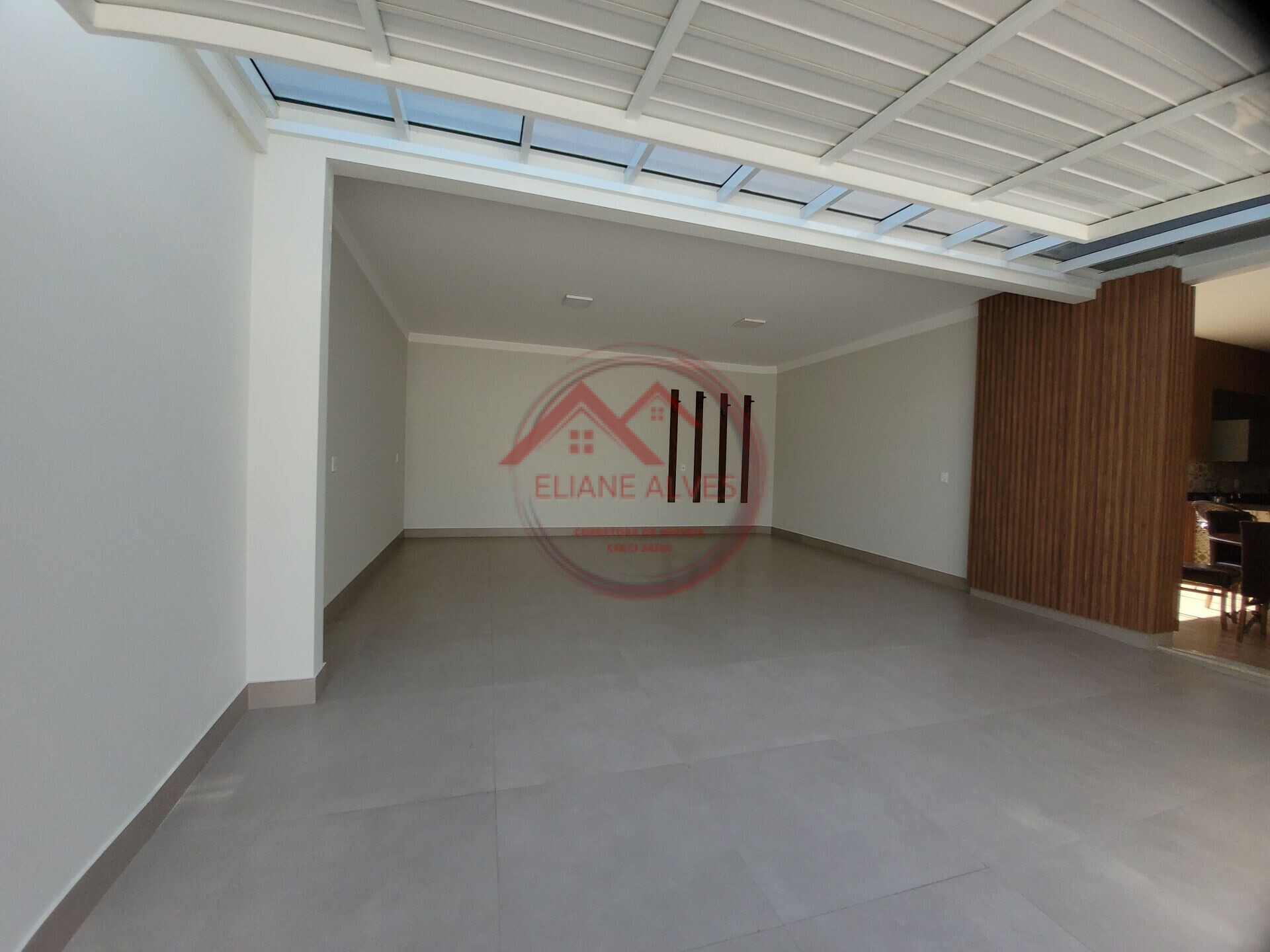 Casa à venda com 3 quartos, 222m² - Foto 12